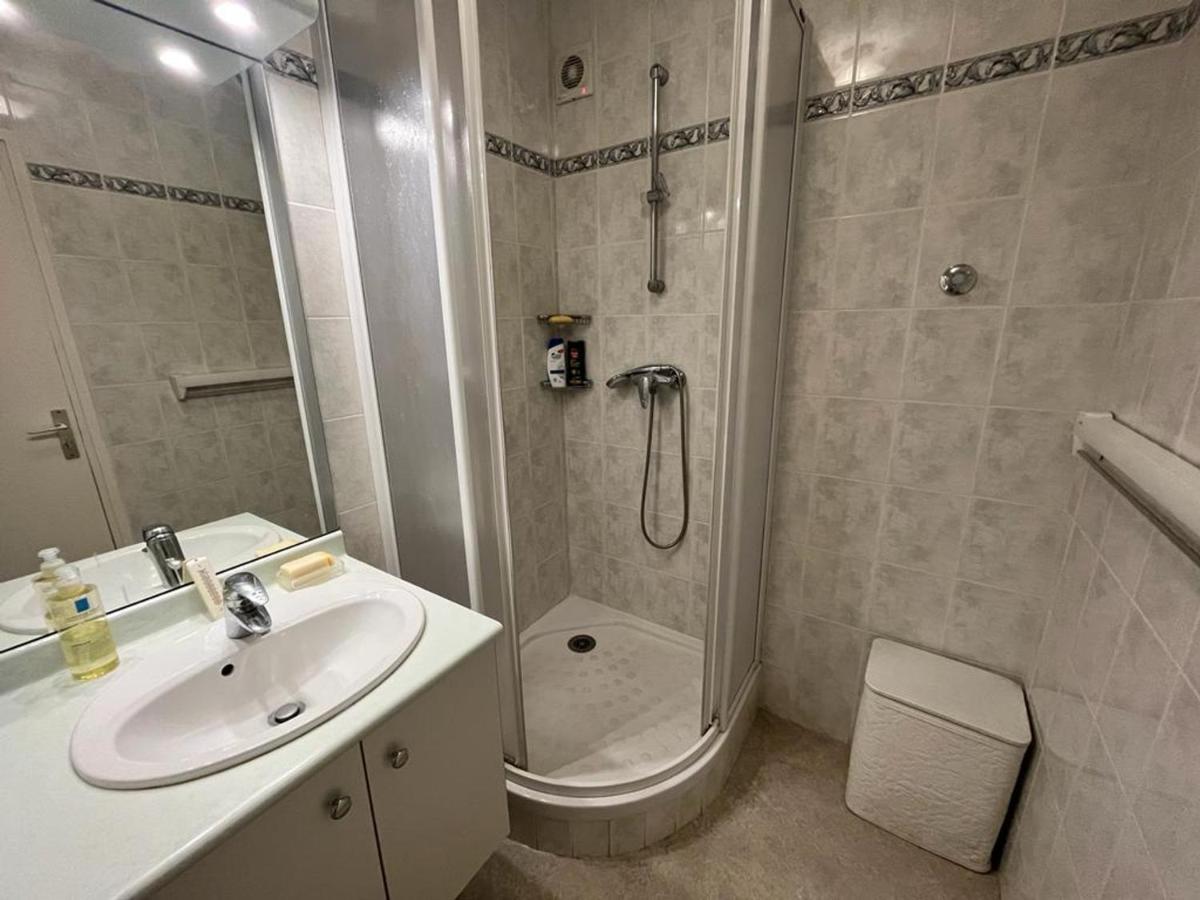 Appartement T4 Avec Parking, Balcon Et Proche Commerces A Biarritz - Fr-1-239-921 Zewnętrze zdjęcie